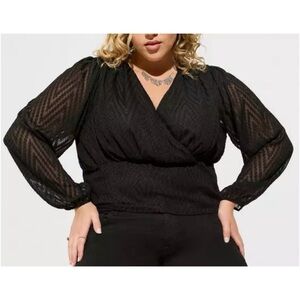 Torrid Zig Zag Surplice Crop Blouse Black